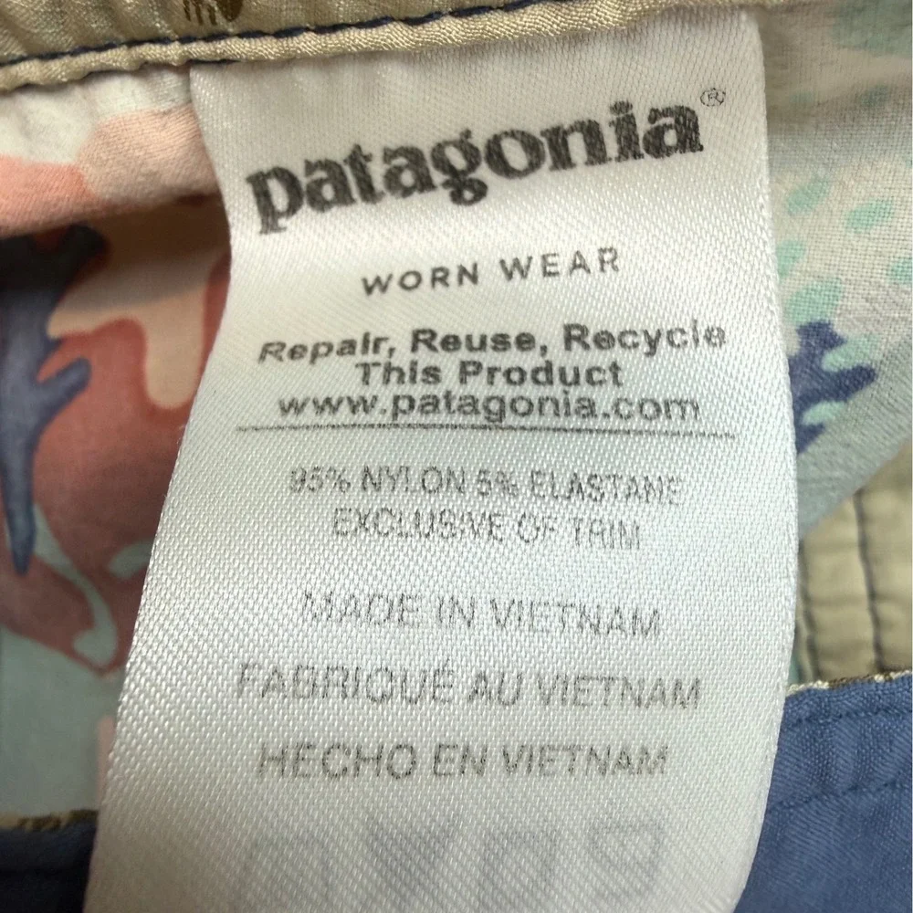 Patagonia Men's Board‎ Shorts Size 32 Tropical Floral Print Swim Trunks